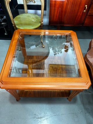 Pareja de Mesas Auxiliares de Lujo - Madera Noble