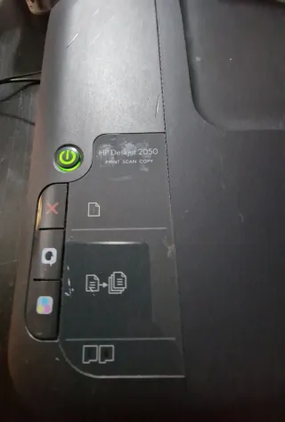 Impresora HP Deskjet 2050 Multifunción