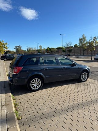 Opel Astra 2007 familiar 1.9 CDTI