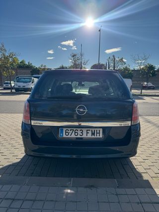Opel Astra 2007 familiar 1.9 CDTI