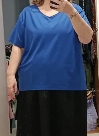 Camiseta SHEIN Curvy Azul Talla 3XL