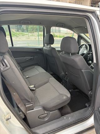 Opel Zafira 2009