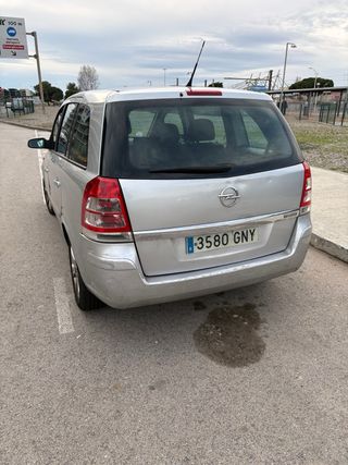 Opel Zafira 2009