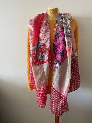 Fular de seda estampado