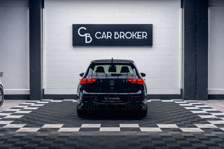 Volkswagen Golf 8R *Akrapovic*