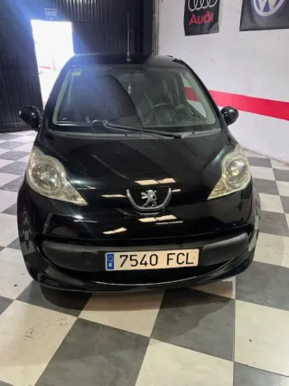 Peugeot 107 1.4 HDI Distintivo medioambiental B