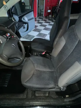 Peugeot 107 1.4 HDI Distintivo medioambiental B