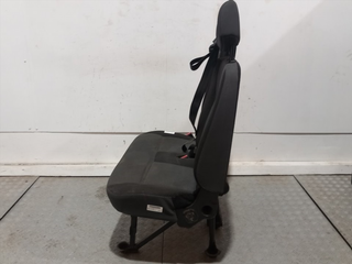 ASIENTO DELANTERO DERECHO RENAULT MASTER III CAJA