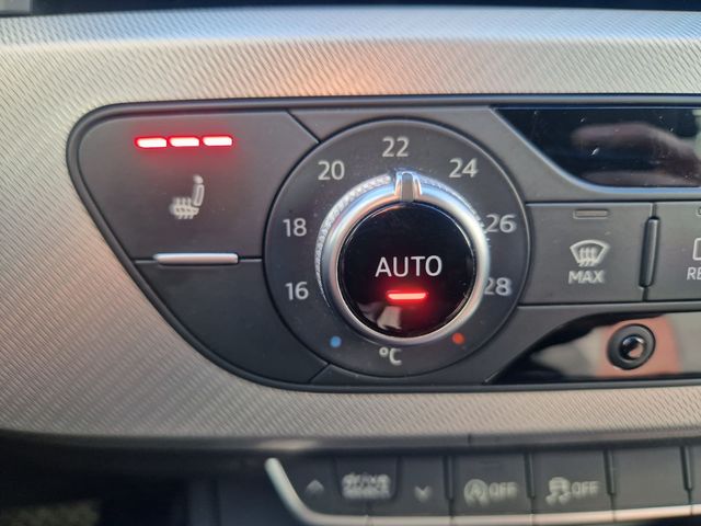 Audi A4 2.0TDI SPORT