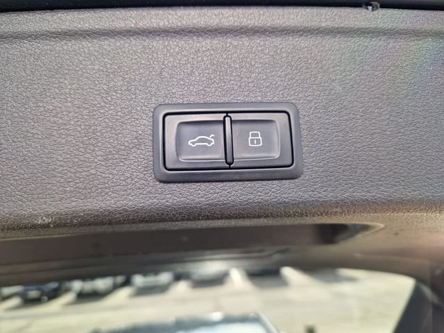 Audi A4 2.0TDI SPORT