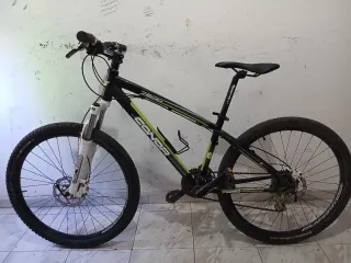 Se vende bicicleta conor