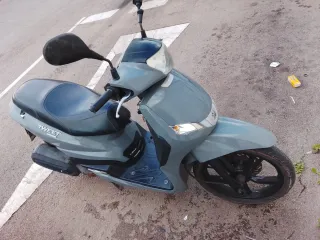Peugeot Tweet 49cc.