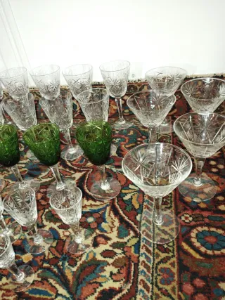 Cristalería antigua de vidrio