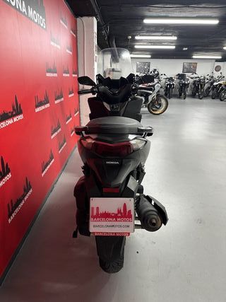 HONDA FORZA 125i DEL AÑO 2017 ! PERFECTO ESTADO !