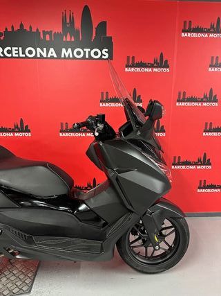HONDA FORZA 125i DEL AÑO 2017 ! PERFECTO ESTADO !
