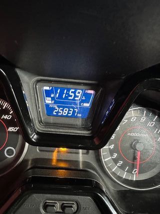 HONDA FORZA 125i DEL AÑO 2017 ! PERFECTO ESTADO !