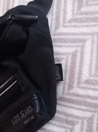 RIÑONERA LOIS NEGRA