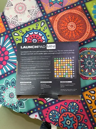 Novation Launchpad Mini Controlador MIDI