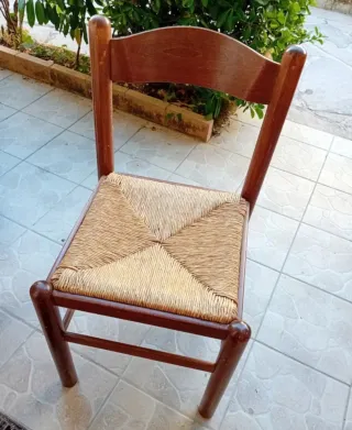 Sedia legno e paglia