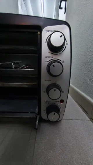 Horno pequeño Comelec