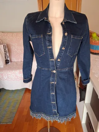 Vestido vaquero con flecos