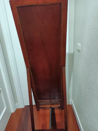 Espejo cuerpo entero madera y ratán