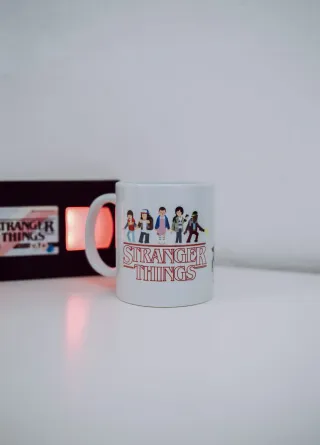 Taza Stranger Things
