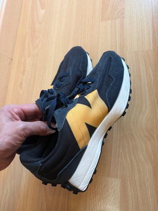 New Balance 327 Azul Marino/Amarillo