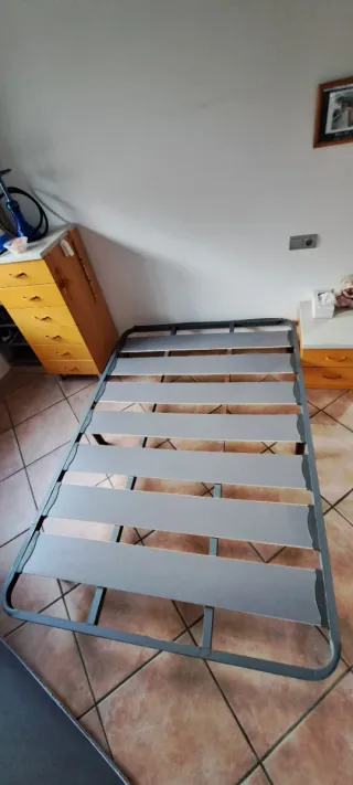 Somier metálico con lamas de madera