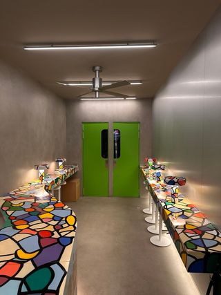 TRASPASO BAR-CAFETERÍA CON LICENCIA C2 MIXTA BCN