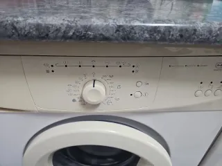 Lavadora Carga Frontal Whirlpool