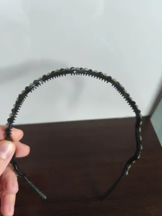 Diadema con pedrería