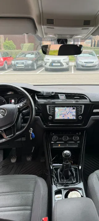 Volkswagen Touran 2016