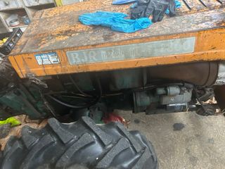 Tractor BJR 1982 - Funciona