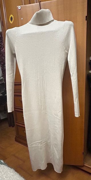 Abito in maglia beige