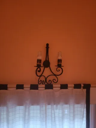 Lámpara de forja doble