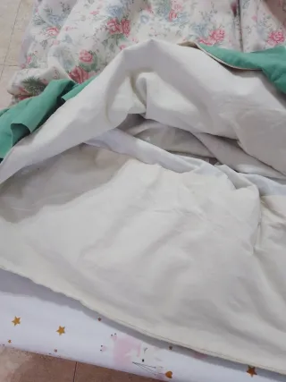 Falda regional cuatro metros