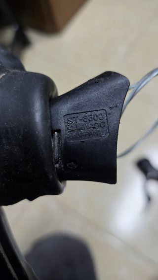 Manetes Shimano Ultegra 10v