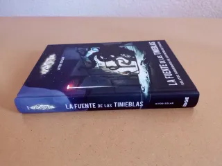 La fuente de las tinieblas (Los Mitos de Cthulh...