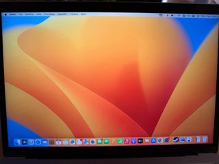 MacBook Pro 13 2017 i5 3.1GHz - 85 cicli batteria