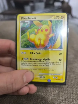 Carta Pokémon Pikachu Niv. 20