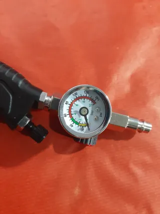 LOTE COMPRESOR DE AIRE, MANGUERA Y PISTOLA PINTAR