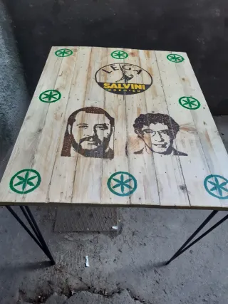 Tavolo Legno con Ritratto Salvini va offerta