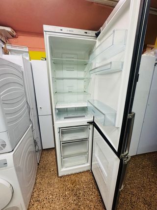 Nevera Bosch Inox 2m Alto x 60cm Ancho