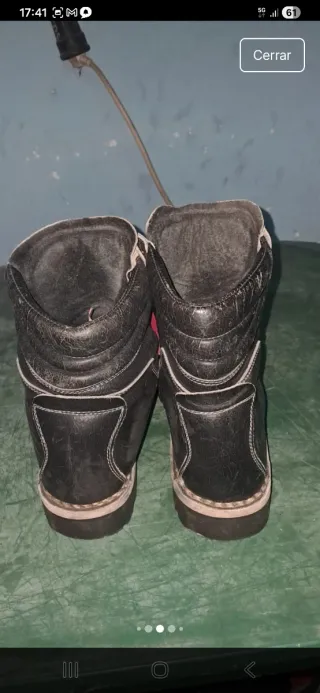 Botas de montaña T44