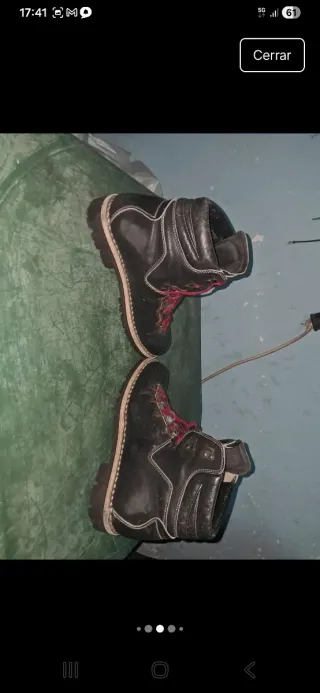 Botas de montaña T44