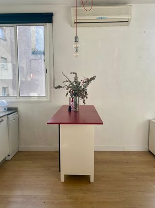 Isla de cocina con almacenamiento+taburetes gratis