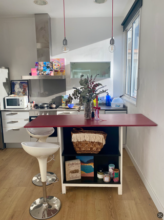 Isla de cocina con almacenamiento+taburetes gratis