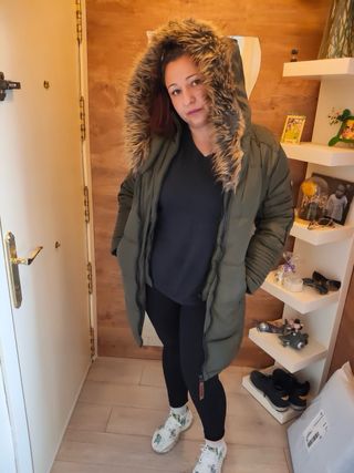 Abrigo Norway verde talla M capucha