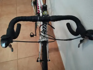 Bicicleta de carretera Giant Defy